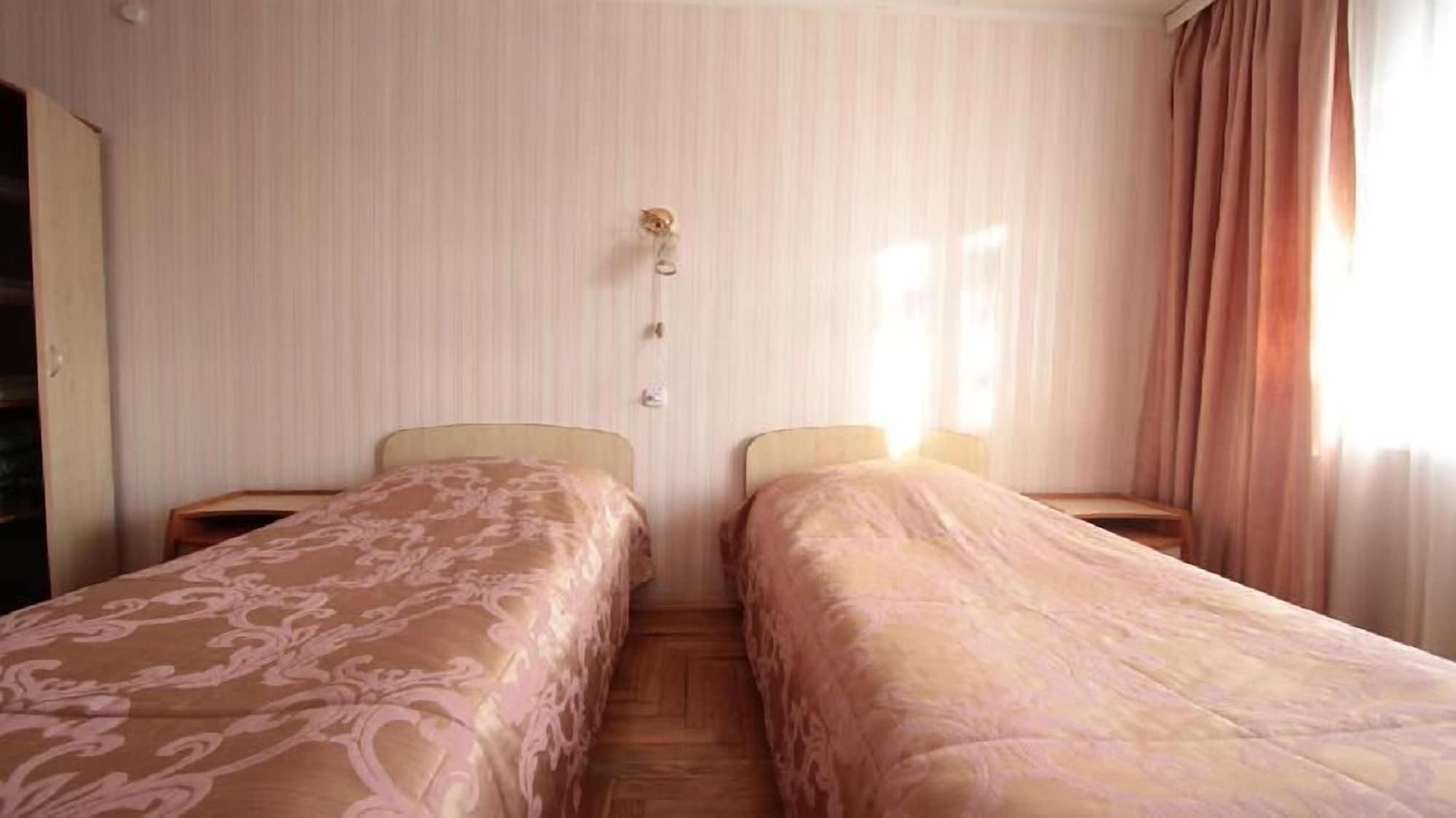 40 Let Pobedy Hotel Minsk Esterno foto